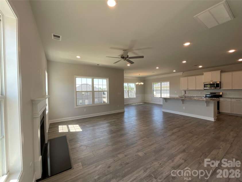 717 Inwood Hill Drive, Gastonia, NC 28056.  MLS# CAR4343377, YatesRealty ID 38337. 