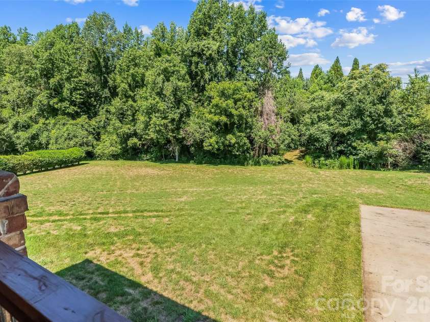 5895 Bakers Point, Hickory, NC 28602.  MLS# CAR4402163, YatesRealty ID 38339. 