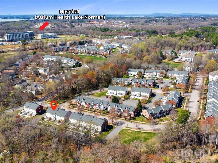 17624 Delmas Drive, Cornelius, NC 28031.  MLS# CAR4356604, YatesRealty ID 3834. 