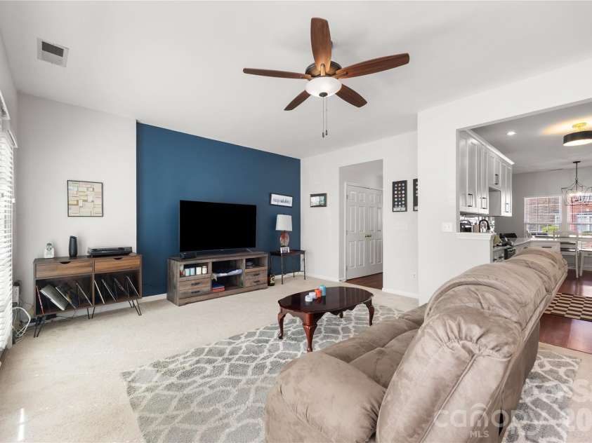 17624 Delmas Drive, Cornelius, NC 28031.  MLS# CAR4356604, YatesRealty ID 3834. 
