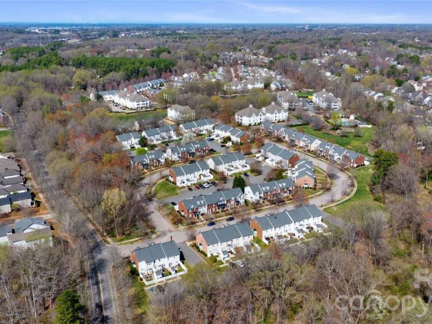 17624 Delmas Drive, Cornelius, NC 28031.  MLS# CAR4356604, YatesRealty ID 3834. 