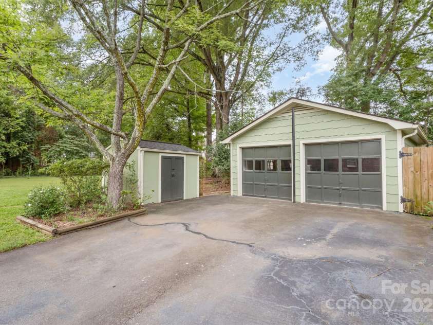 7113 Rockcliff Court, Charlotte, NC 28210.  MLS# CAR4297719, YatesRealty ID 3834. 