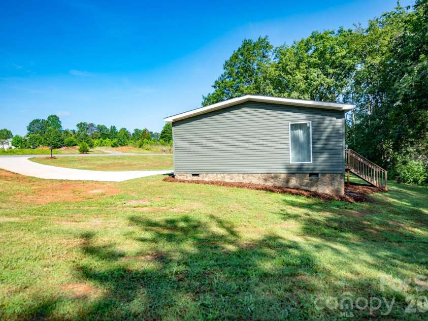 164 Basin Trail, Rutherfordton, NC 28139.  MLS# CAR4399486, YatesRealty ID 38340. 