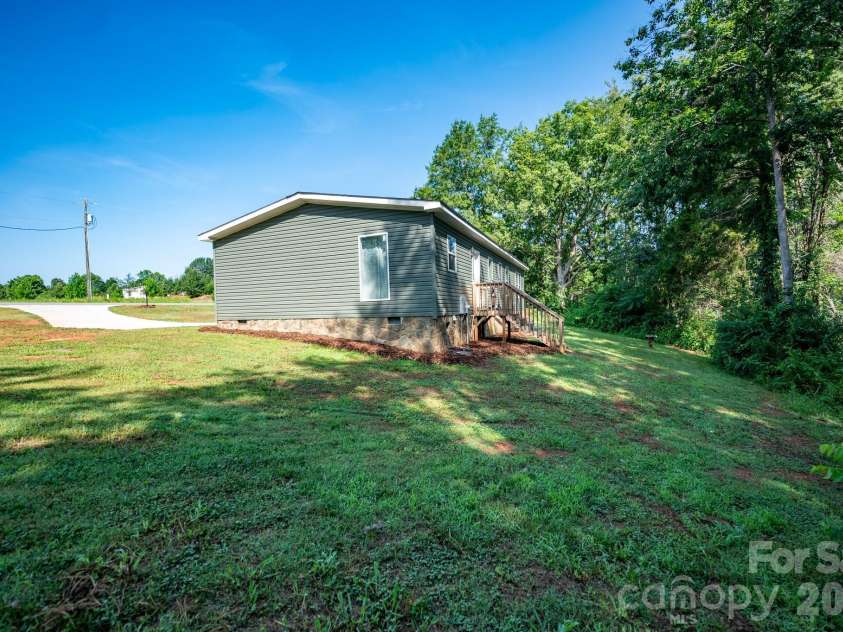 164 Basin Trail, Rutherfordton, NC 28139.  MLS# CAR4399486, YatesRealty ID 38340. 