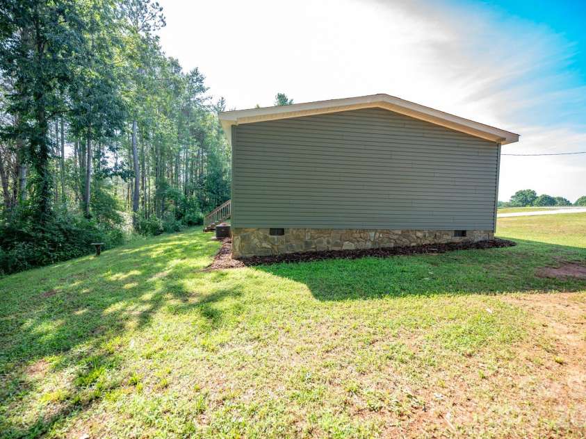 164 Basin Trail, Rutherfordton, NC 28139.  MLS# CAR4399486, YatesRealty ID 38340. 