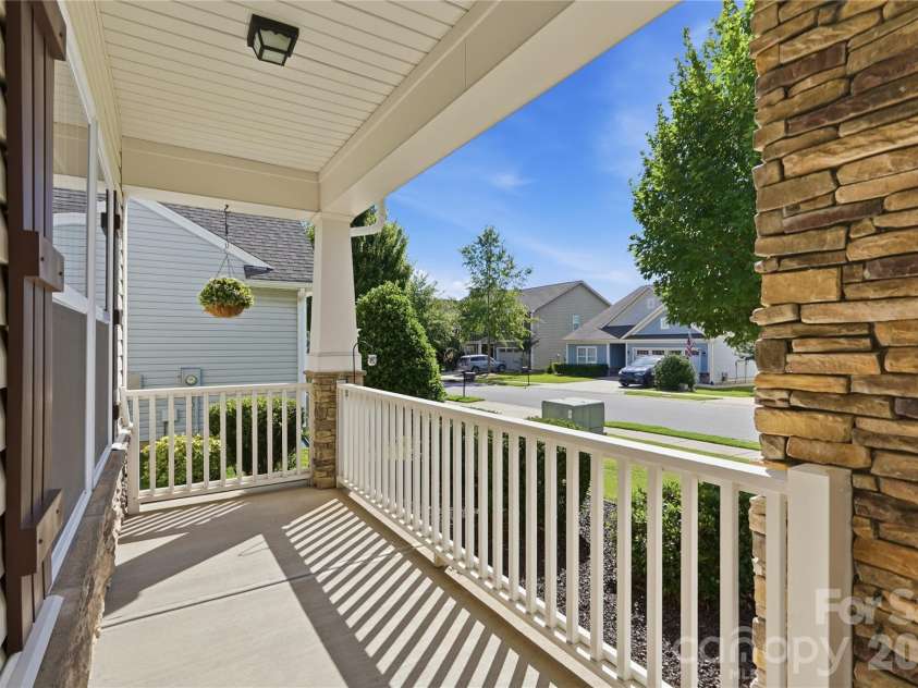1874 Larkspur Way, Tega Cay, SC 29708.  MLS# CAR4396891, YatesRealty ID 38341. 