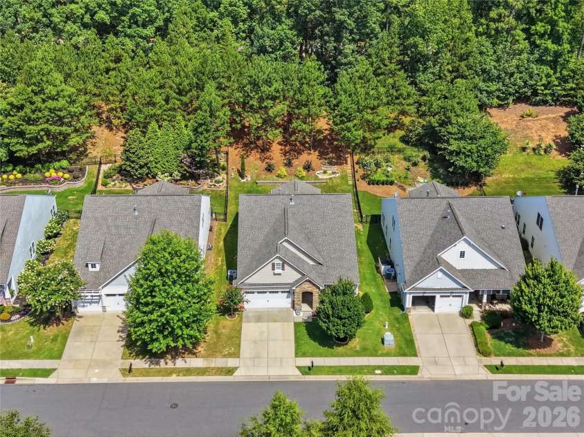 1874 Larkspur Way, Tega Cay, SC 29708.  MLS# CAR4396891, YatesRealty ID 38341. 