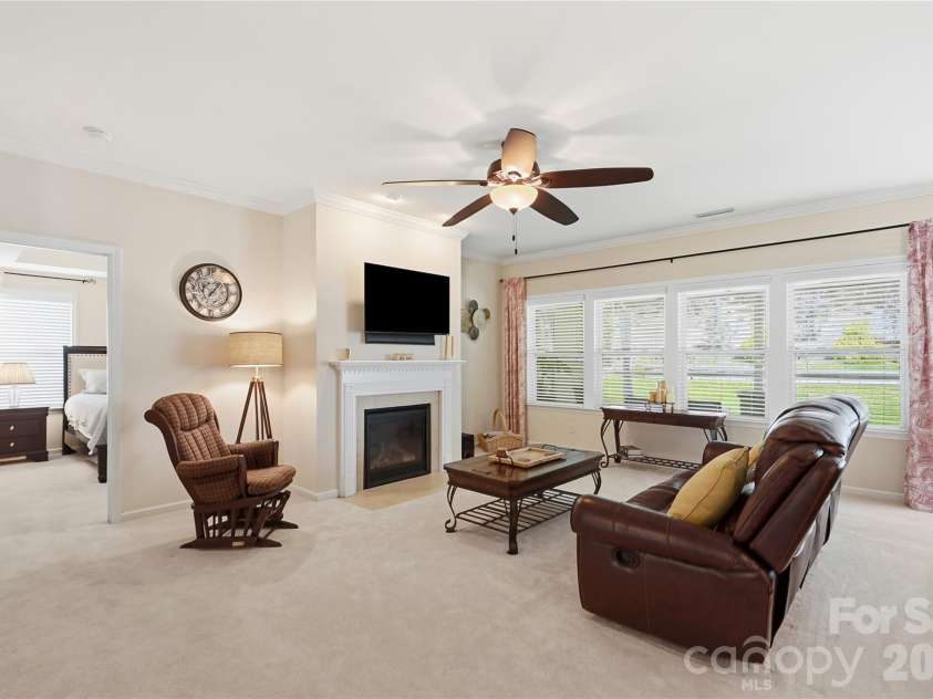 1874 Larkspur Way, Tega Cay, SC 29708.  MLS# CAR4396891, YatesRealty ID 38341. 