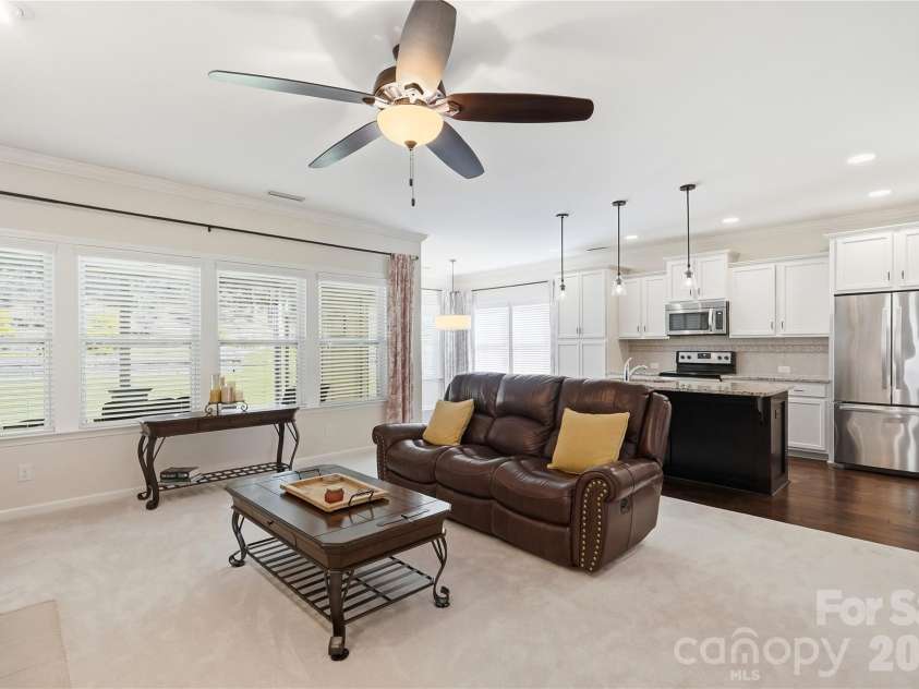 1874 Larkspur Way, Tega Cay, SC 29708.  MLS# CAR4396891, YatesRealty ID 38341. 