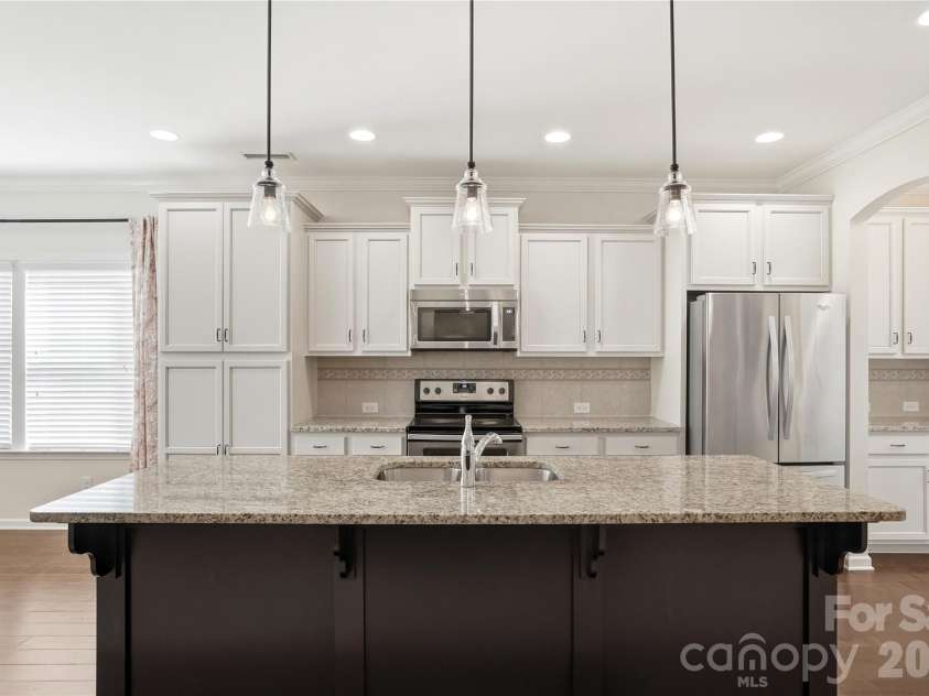 1874 Larkspur Way, Tega Cay, SC 29708.  MLS# CAR4396891, YatesRealty ID 38341. 