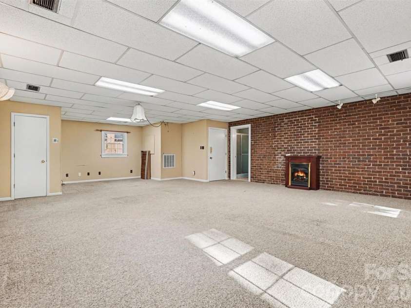 512 Guilford Road, Rock Hill, SC 29732.  MLS# CAR4402888, YatesRealty ID 38342. 