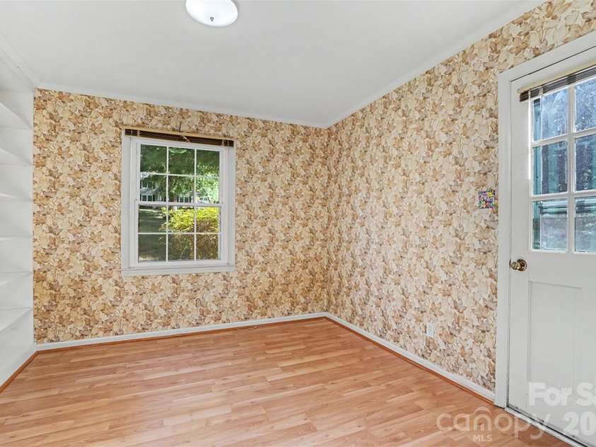 512 Guilford Road, Rock Hill, SC 29732.  MLS# CAR4402888, YatesRealty ID 38342. 