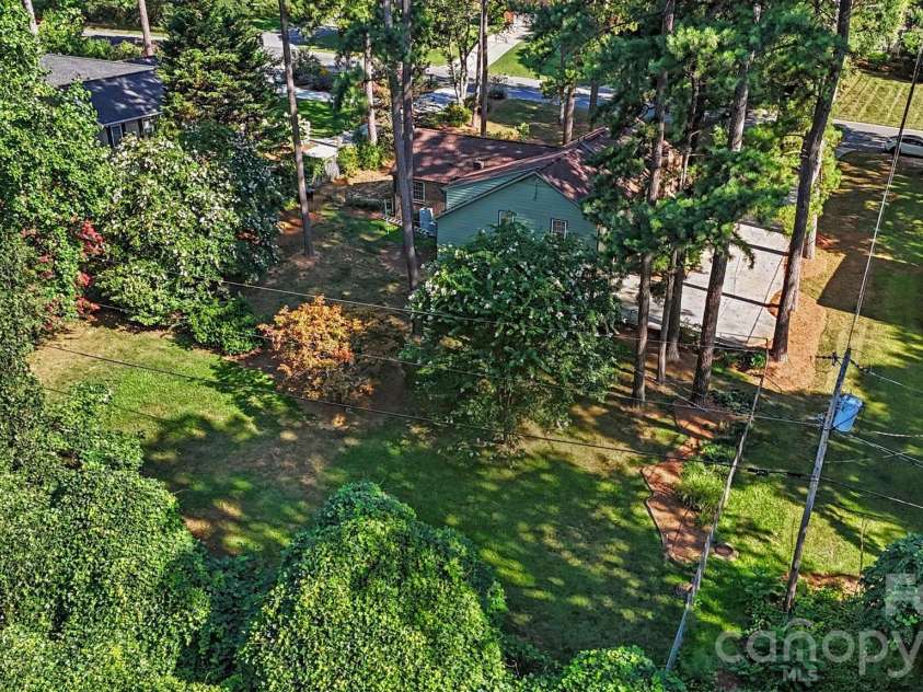 512 Guilford Road, Rock Hill, SC 29732.  MLS# CAR4402888, YatesRealty ID 38342. 