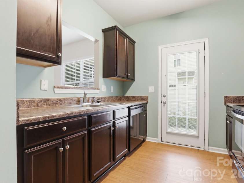 3627 Danvers Street, Charlotte, NC 28213.  MLS# CAR4391911, YatesRealty ID 38343. 