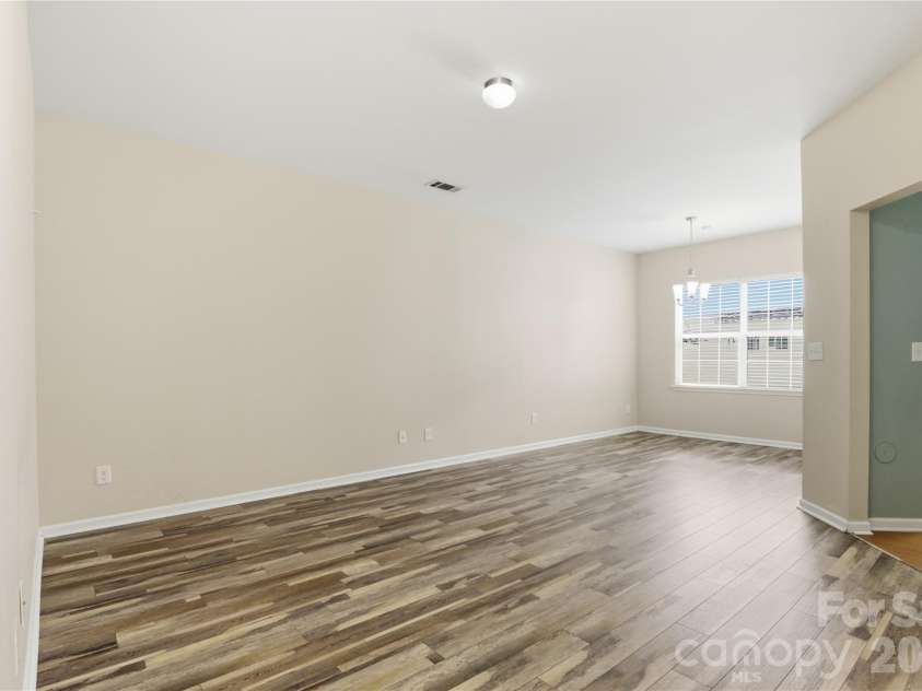 3627 Danvers Street, Charlotte, NC 28213.  MLS# CAR4391911, YatesRealty ID 38343. 