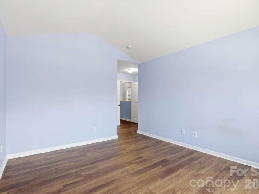 3627 Danvers Street, Charlotte, NC 28213.  MLS# CAR4391911, YatesRealty ID 38343. 