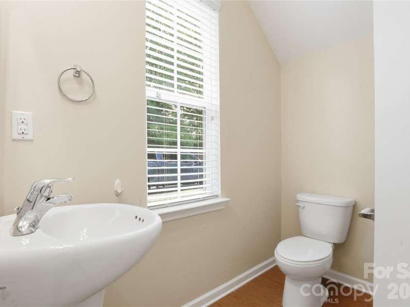 3627 Danvers Street, Charlotte, NC 28213.  MLS# CAR4423427, YatesRealty ID 38343. 