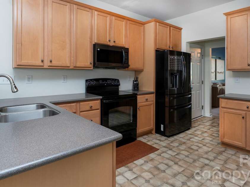 1601 Bay Meadows Avenue, Concord, NC 28027.  MLS# CAR4403185, YatesRealty ID 38344. 
