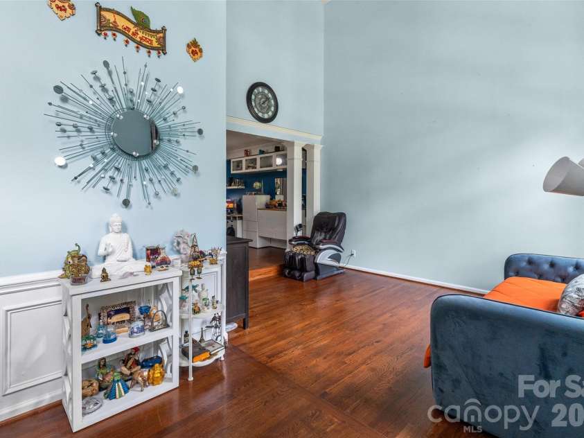 4131 Beauvista Drive, Charlotte, NC 28269.  MLS# CAR4399585, YatesRealty ID 38347. 