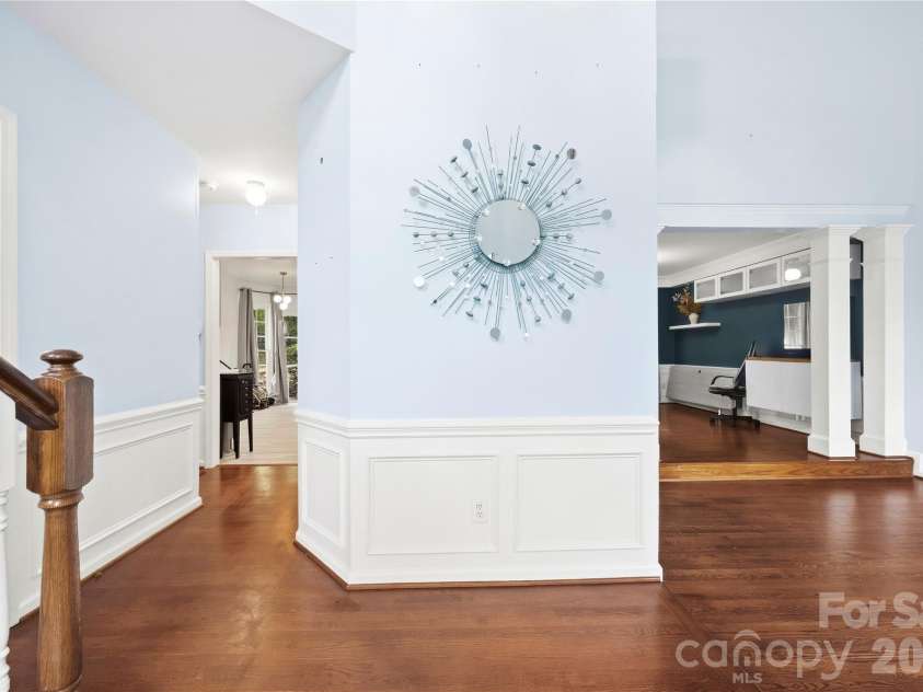 4131 Beauvista Drive, Charlotte, NC 28269.  MLS# CAR4427192, YatesRealty ID 38347. 
