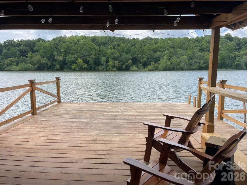 4852 Midway Sand Road, Hickory, NC 28601.  MLS# CAR4408754, YatesRealty ID 38348. 