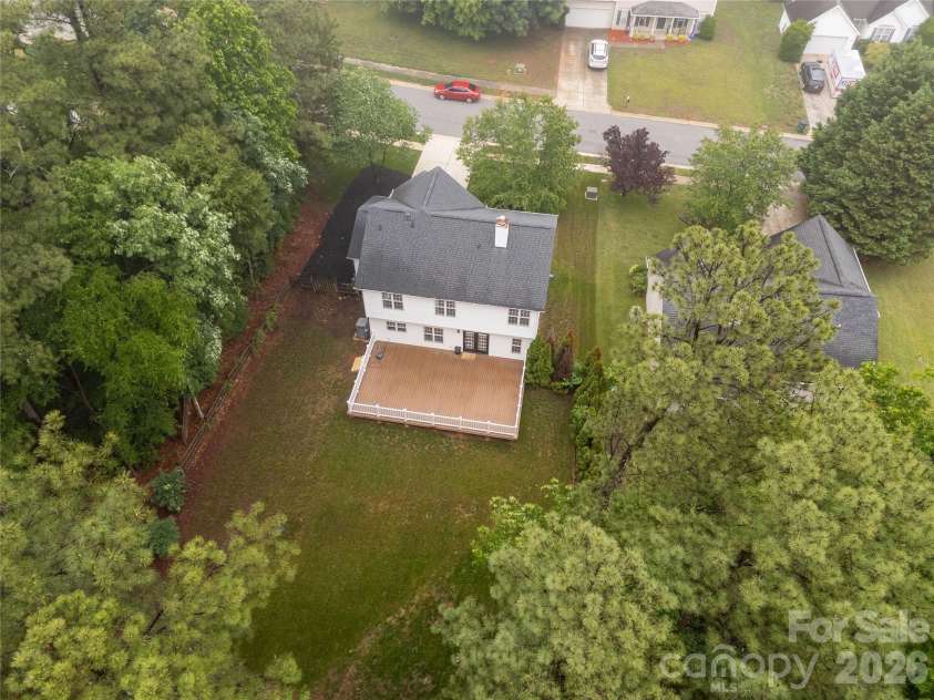 12819 Matisse Lane, Charlotte, NC 28215.  MLS# CAR4401166, YatesRealty ID 38349. 