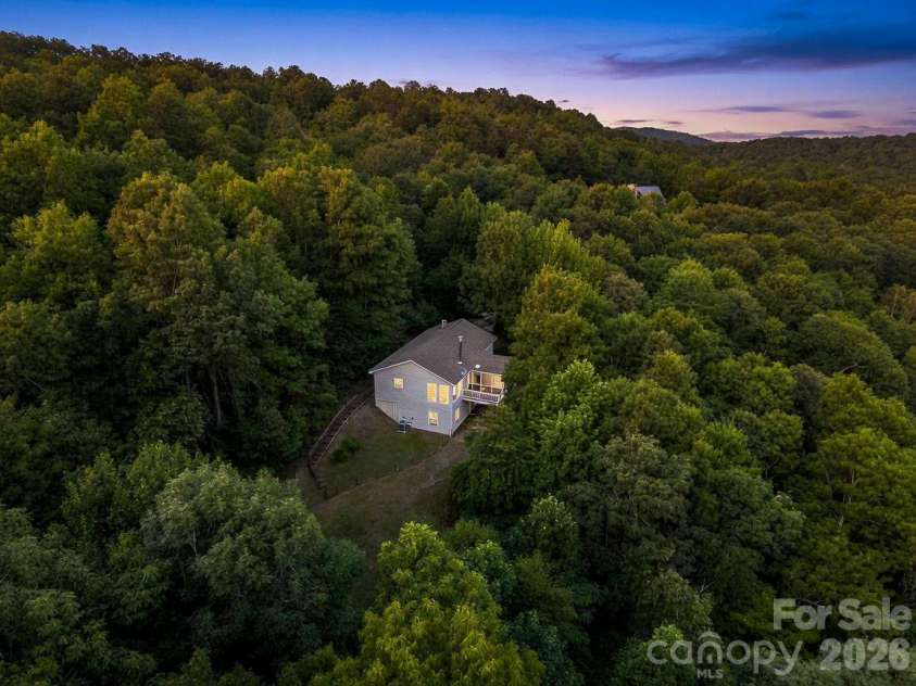 130 High Rock Acres Drive, Black Mountain, NC 28711.  MLS# CAR4399873, YatesRealty ID 38351. 