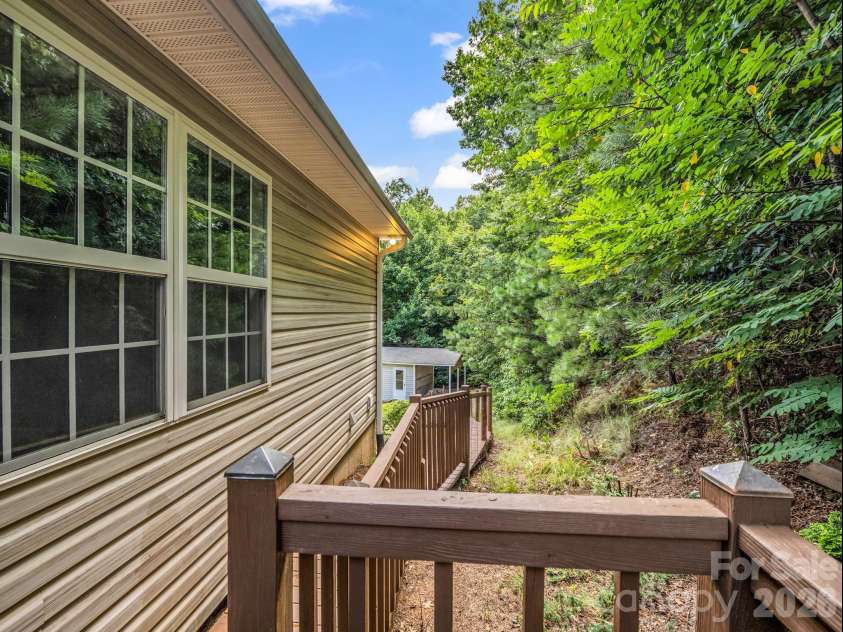 130 High Rock Acres Drive, Black Mountain, NC 28711.  MLS# CAR4399873, YatesRealty ID 38351. 