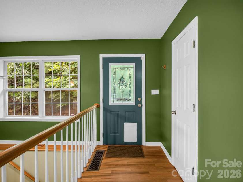 130 High Rock Acres Drive, Black Mountain, NC 28711.  MLS# CAR4399873, YatesRealty ID 38351. 