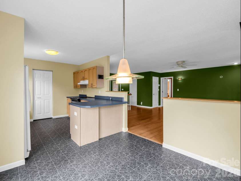 130 High Rock Acres Drive, Black Mountain, NC 28711.  MLS# CAR4399873, YatesRealty ID 38351. 