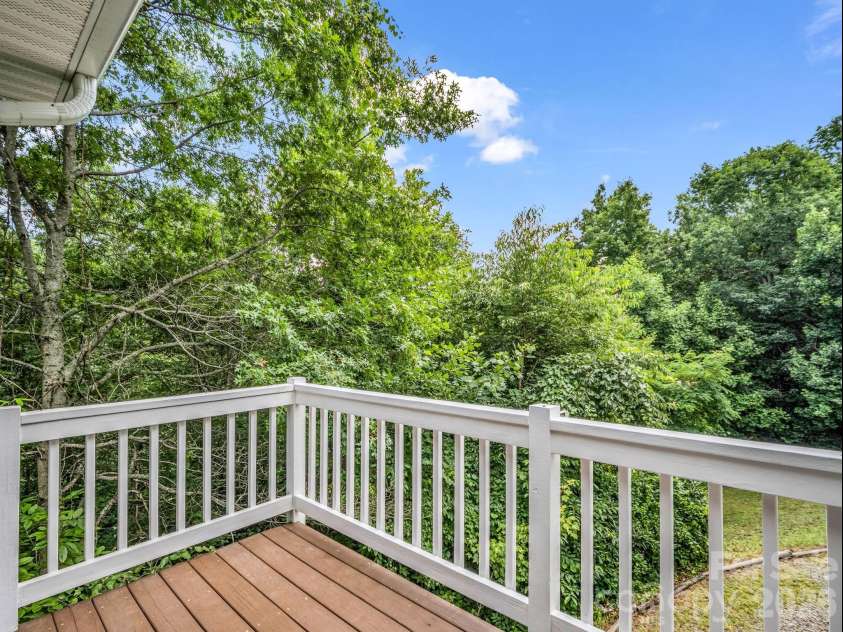 130 High Rock Acres Drive, Black Mountain, NC 28711.  MLS# CAR4399873, YatesRealty ID 38351. 
