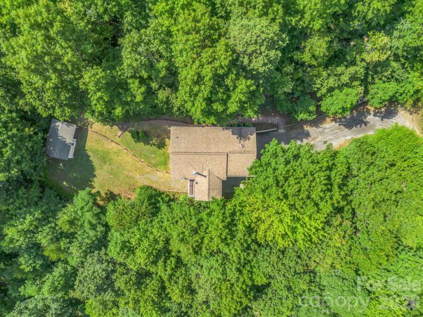 130 High Rock Acres Drive, Black Mountain, NC 28711.  MLS# CAR4399873, YatesRealty ID 38351. 