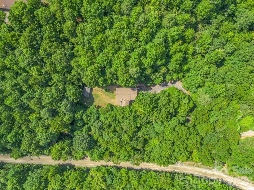 130 High Rock Acres Drive, Black Mountain, NC 28711.  MLS# CAR4399873, YatesRealty ID 38351. 