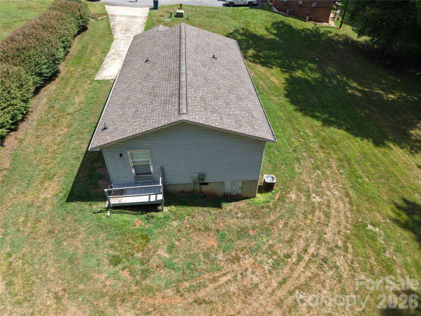 4843 Mayfield Drive, Granite Falls, NC 28630.  MLS# CAR4398784, YatesRealty ID 38352. 
