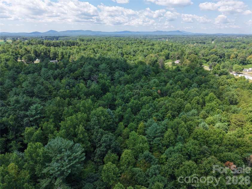 4843 Mayfield Drive, Granite Falls, NC 28630.  MLS# CAR4398784, YatesRealty ID 38352. 