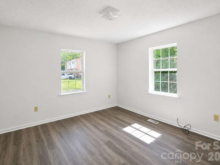 4843 Mayfield Drive, Granite Falls, NC 28630.  MLS# CAR4398784, YatesRealty ID 38352. 