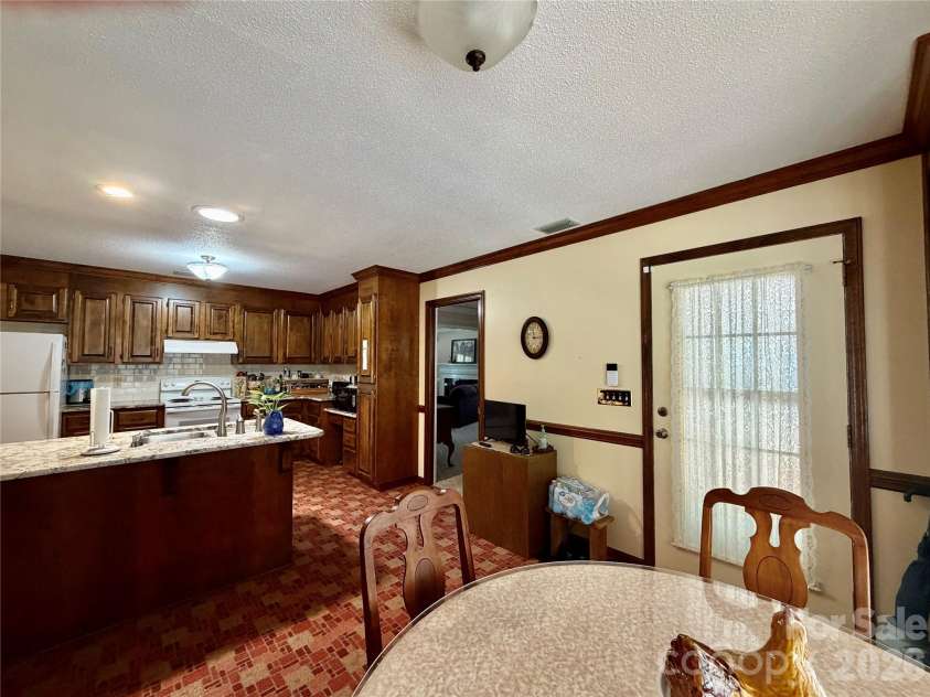 477 Birchwood Trail, Concord, NC 28025.  MLS# CAR4404001, YatesRealty ID 38353. Spacious Kitchen