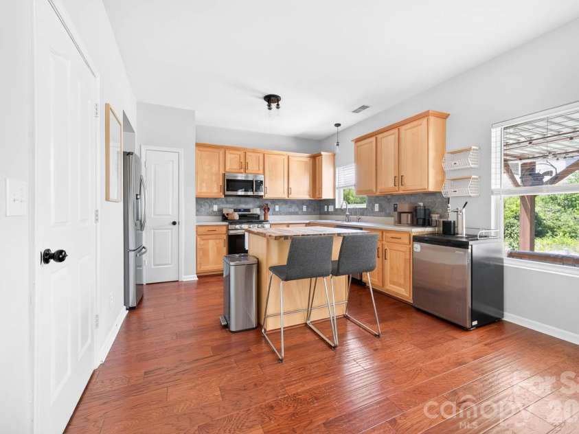 405 Galesburg Drive, Monroe, NC 28110.  MLS# CAR4404868, YatesRealty ID 38354. 