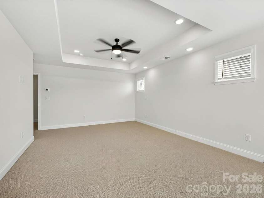 218 Quartz Hill Way, Waxhaw, NC 28173.  MLS# CAR4327162, YatesRealty ID 38355. Oversized Primary bedroom