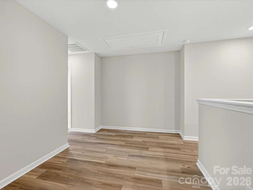 210 Quartz Hill Way, Waxhaw, NC 28173.  MLS# CAR4327857, YatesRealty ID 38356. Loft area
