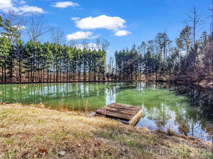 650 Smith Waldrop Road, Columbus, NC 28722.  MLS# CAR4379539, YatesRealty ID 38358. 
