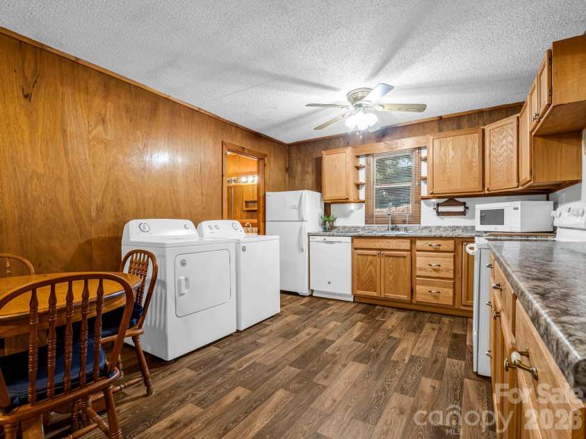 650 Smith Waldrop Road, Columbus, NC 28722.  MLS# CAR4379539, YatesRealty ID 38358. 