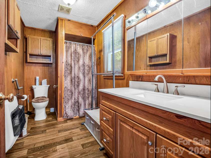 650 Smith Waldrop Road, Columbus, NC 28722.  MLS# CAR4379539, YatesRealty ID 38358. 