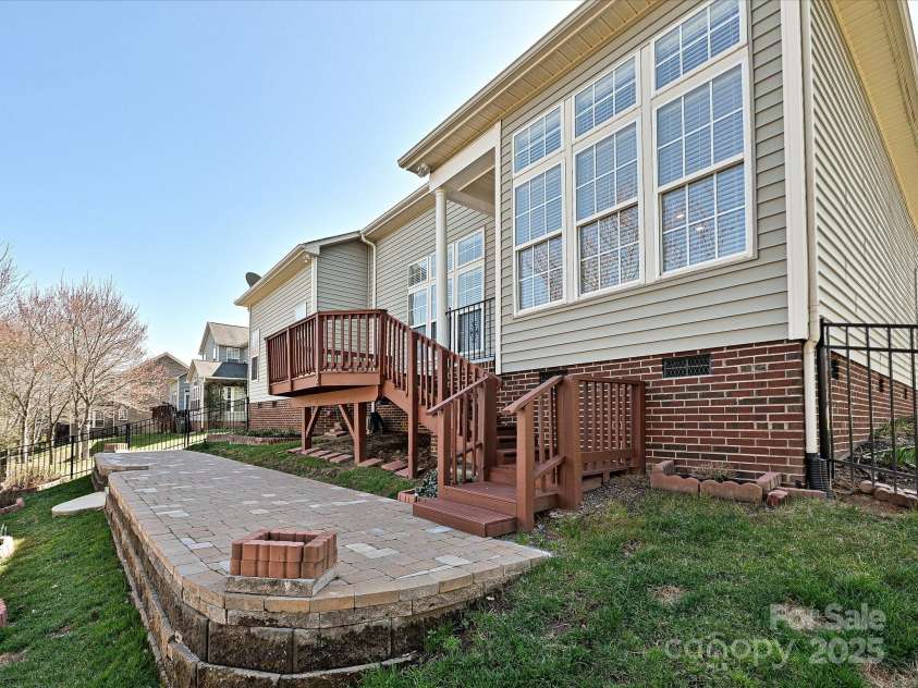 315 Drake Park Avenue, Fort Mill, SC 29708.  MLS# CAR4231306, YatesRealty ID 3836. Backyard