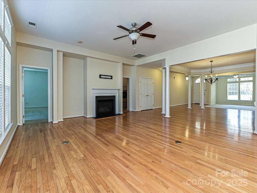 315 Drake Park Avenue, Fort Mill, SC 29708.  MLS# CAR4231306, YatesRealty ID 3836. Family Room