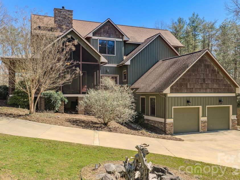 4836 Stream Side Lane, Morganton, NC 28655.  MLS# CAR4356291, YatesRealty ID 3836. 