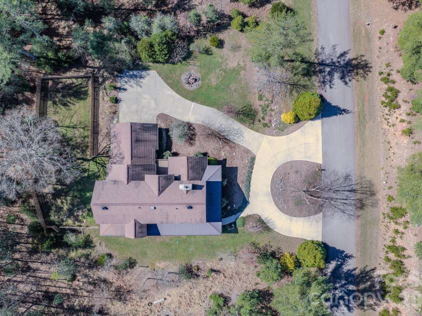 4836 Stream Side Lane, Morganton, NC 28655.  MLS# CAR4356291, YatesRealty ID 3836. 