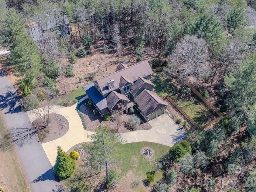 4836 Stream Side Lane, Morganton, NC 28655.  MLS# CAR4356291, YatesRealty ID 3836. 