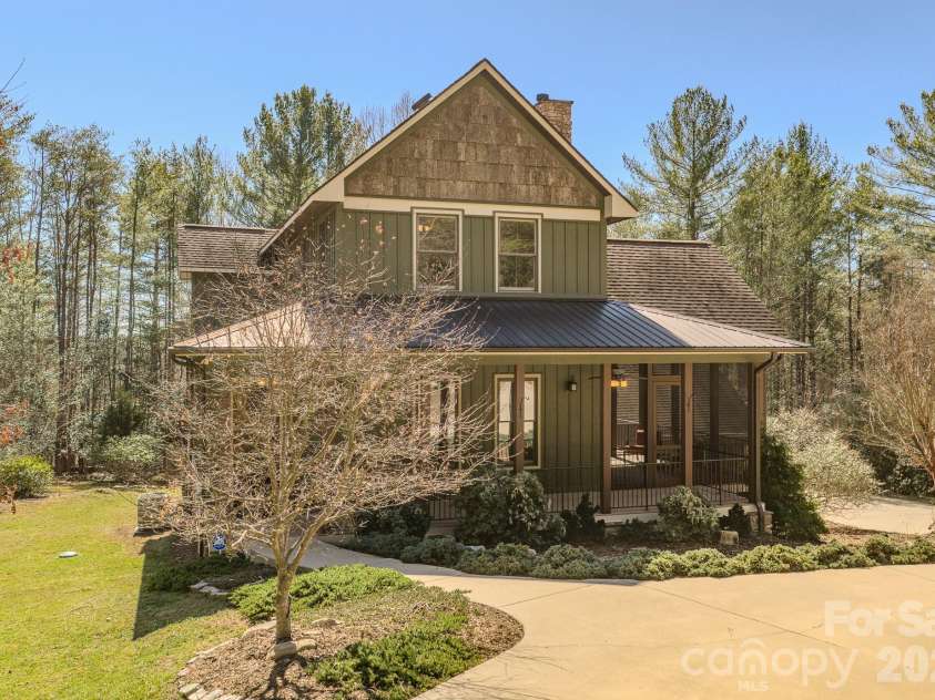4836 Stream Side Lane, Morganton, NC 28655.  MLS# CAR4356291, YatesRealty ID 3836. 