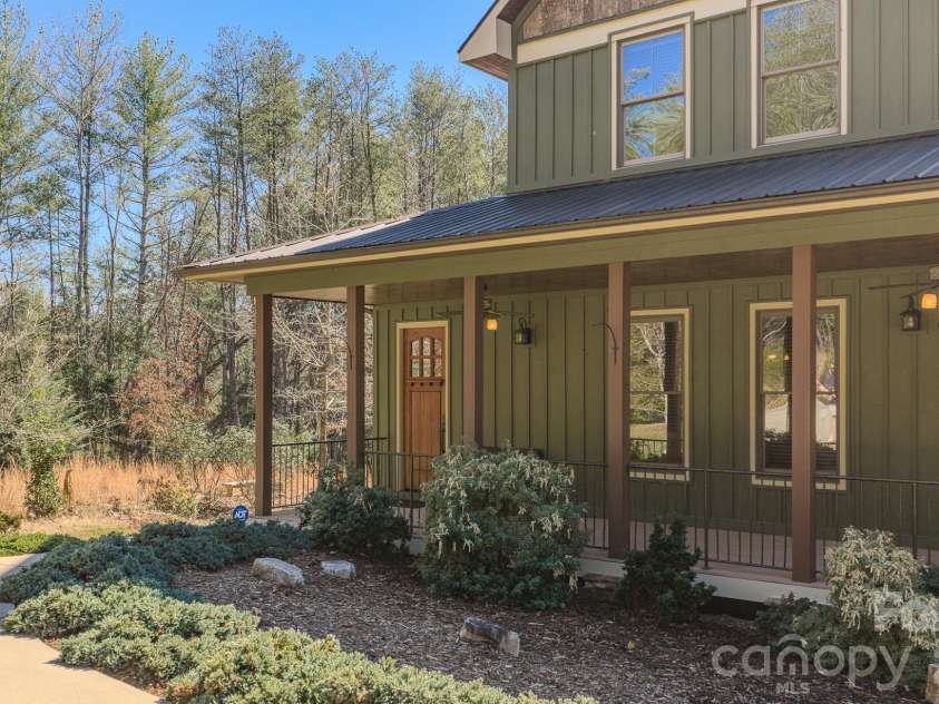 4836 Stream Side Lane, Morganton, NC 28655.  MLS# CAR4356291, YatesRealty ID 3836. 